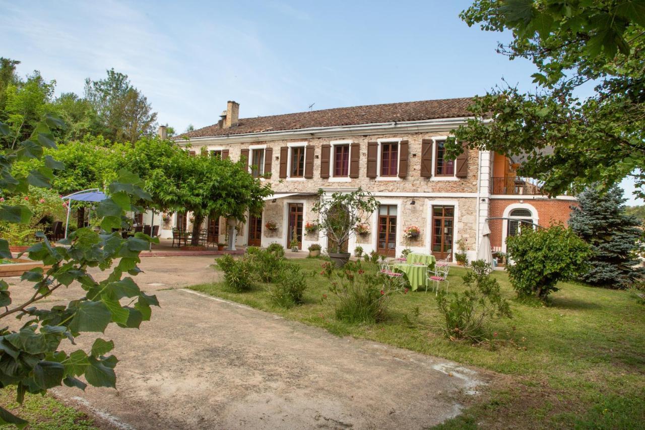 Chambre d'Hôtes Au Jardin Des Saveurs Acomodação com café da manhã Cordes-sur-Ciel Exterior foto